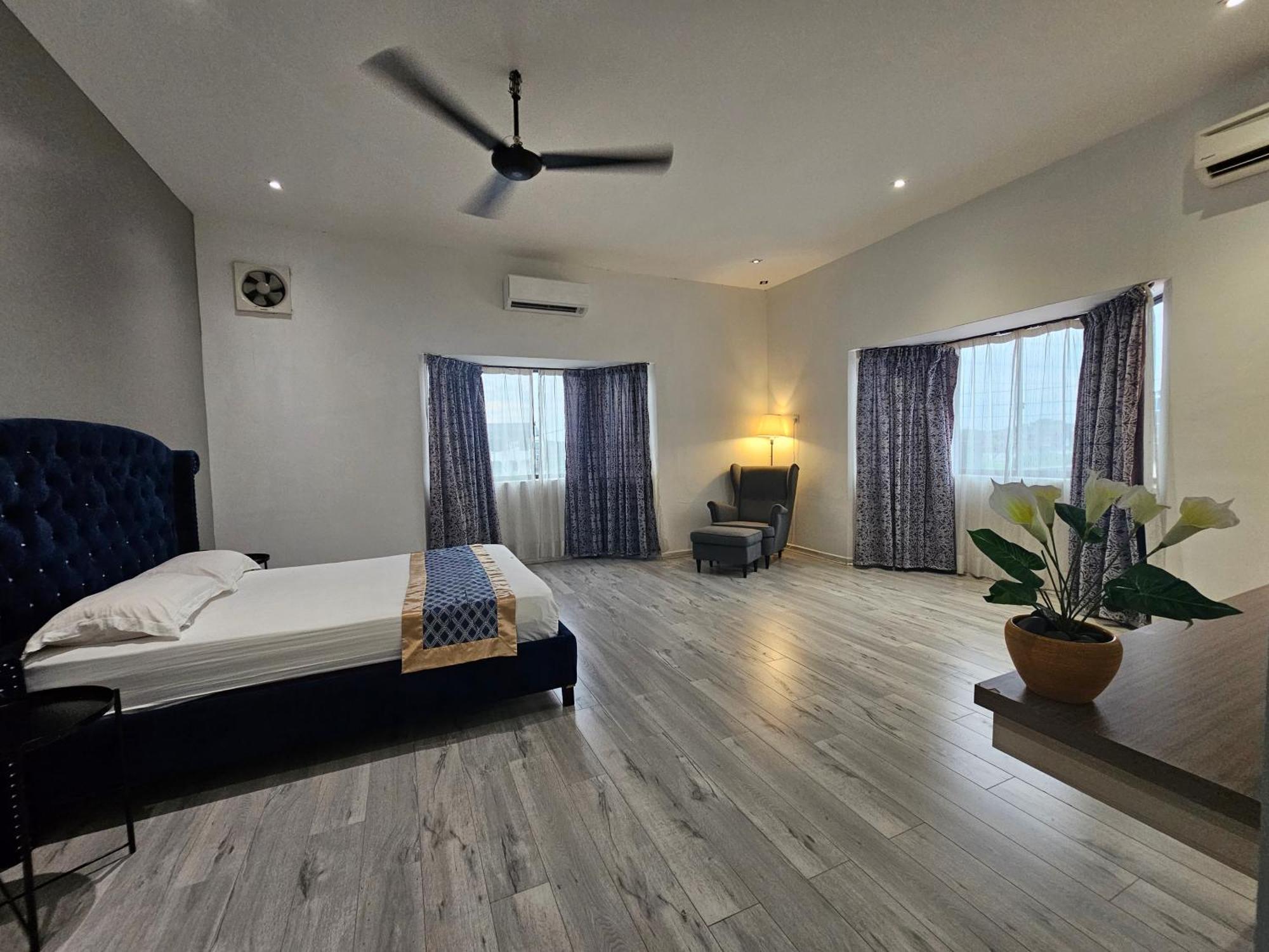 Melody Whole Or Suite Room Muar Exteriör bild